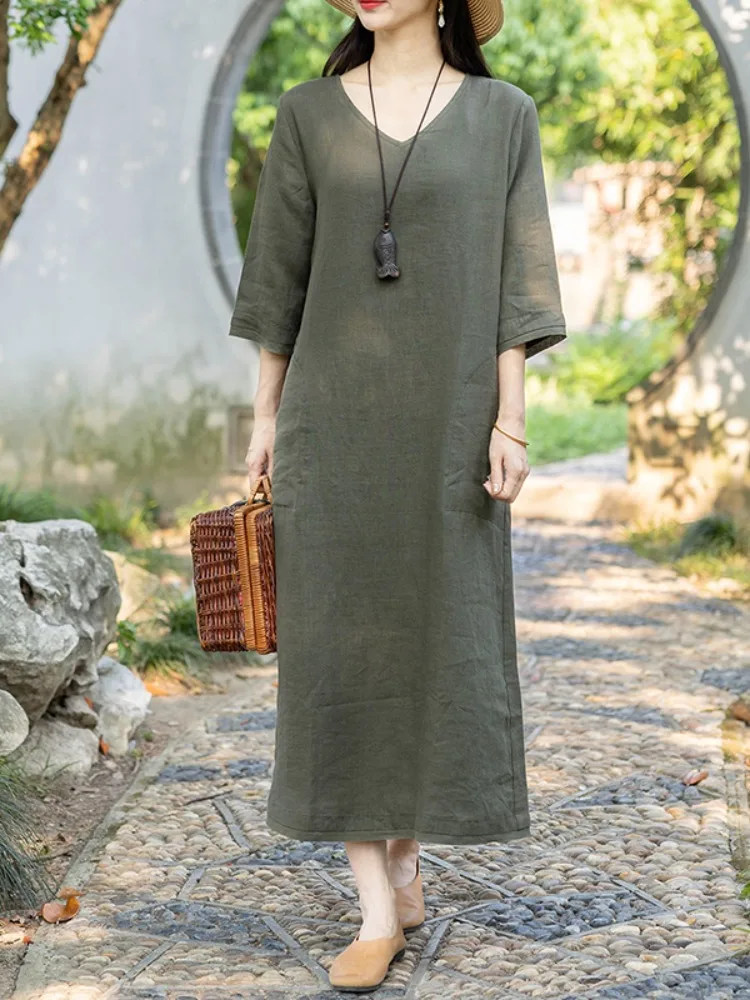Художественное однотонное хлопковое и льняное платье с короткими рукавами