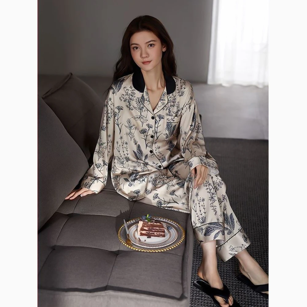Женские пижамы Victoria весенне-осенние шелковые с длинными рукавами тонкие больших