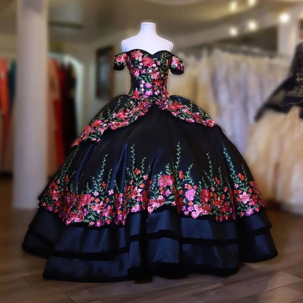 

Потрясающее бальное платье, платья для Quinceanera, платье для выпускного вечера с открытыми плечами и вырезом, атласное милое платье с коротким ...