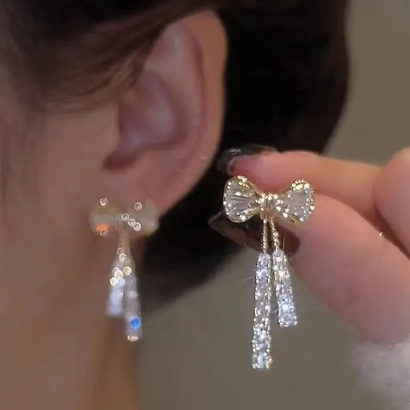 

Cool Wind Butterfly Tassel Earrings Ins For Women Luxury 925 Silver Ear Studs Earrings Designer Jewelry Fashion Accessories