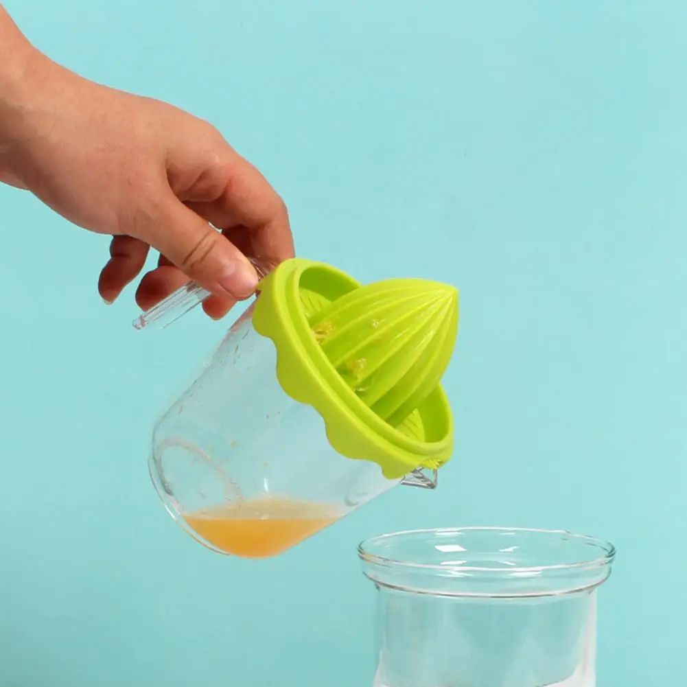 

Practical Fruit Juicer Detachable Kitchen Supplies Manual Lemon Orange Press Juice Cup 2 Colors Manual Juicer for Household