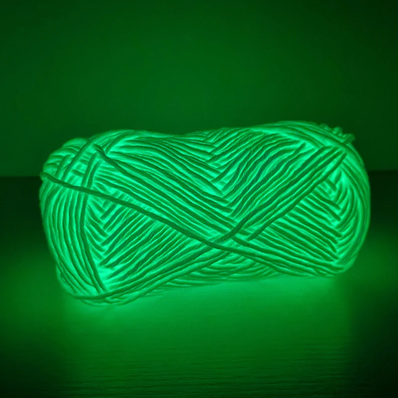 70 м Новая светящаяся функциональная пряжа светится в темноте полиэфирная