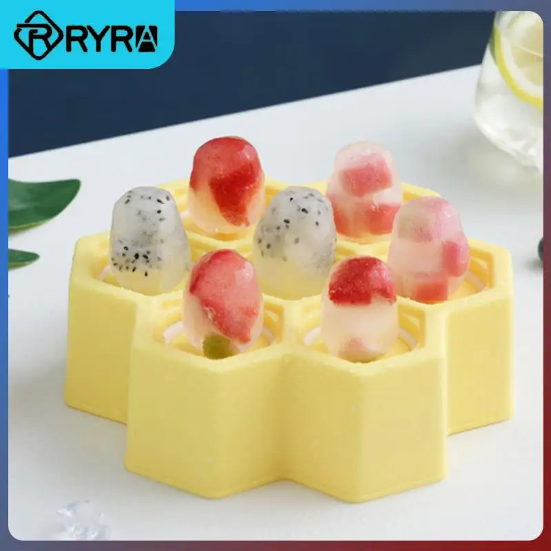 Anti-drop Ice Lattice 1pcs Ice Mold Reusable Ub-format Popsicle Box Household Ice Cream Kitchen Tools Modern Simplicity Pp Tpr