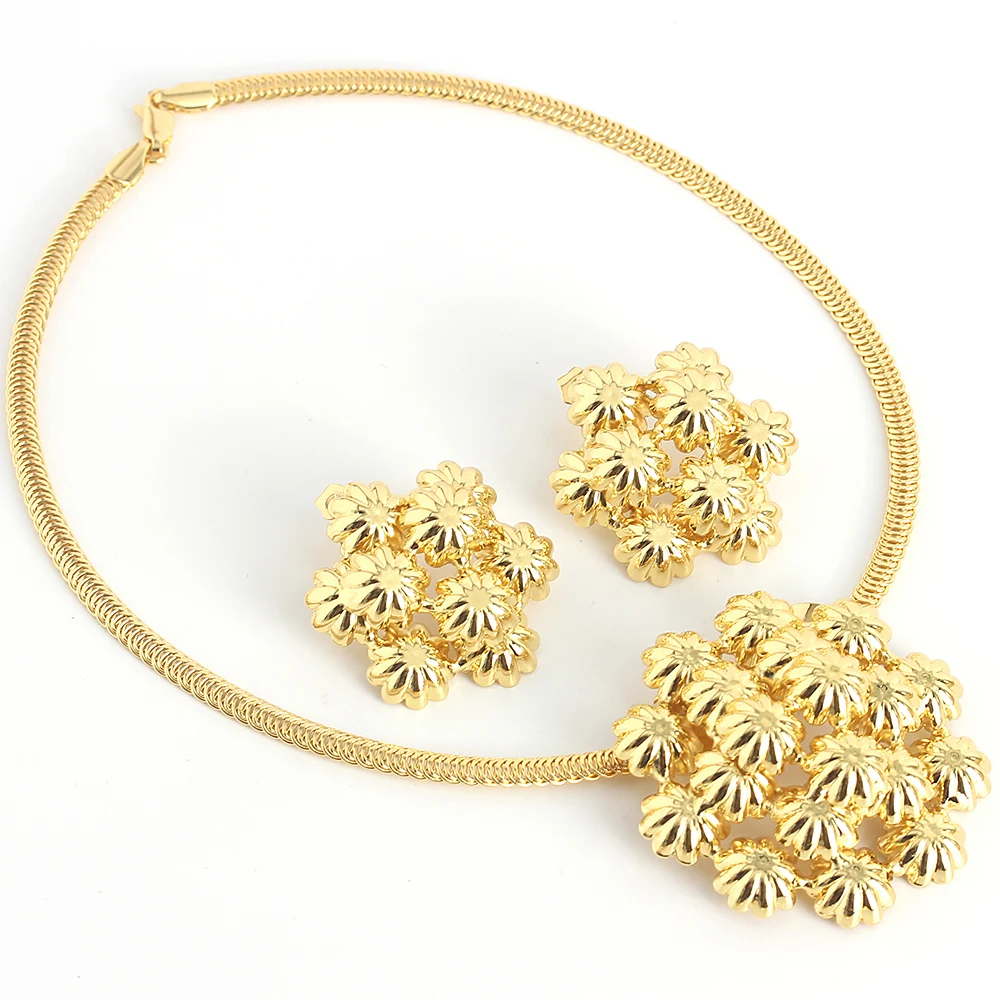 

Dubai Jewelry Sets for Women Gold Plated Earrings Collar Necklace Bohemian Fashion Jewelry Irregular Metal Wedding Party Gift
