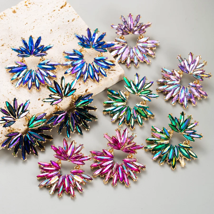 

Women Female Luxury Crystal Zircon Stud Earrings Vintage Flowers Statement Fuchsia Earrings Jewelry
