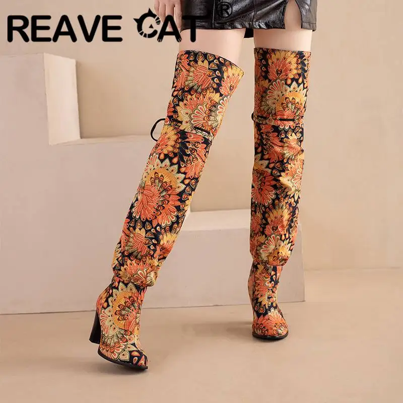 Фото Ботфорты REAVE CAT, высота голени 60 см, круглый носок, каблук 8 см, на шнуровке, размеры 46, 47, 48, с большим вырезом. №1