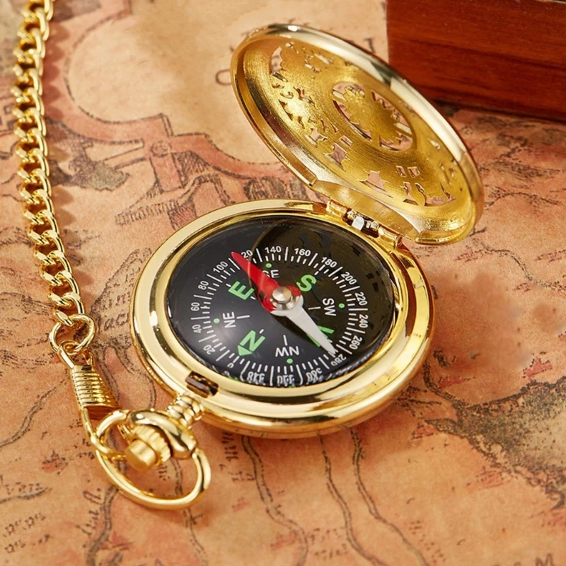 Купи Vintage Bronze Flip Compass Pocket Watch Design Outdoor Hiking Navigation Kid Gift Retro Metal Portable Compass Survival Tools за 272 рублей в магазине AliExpress