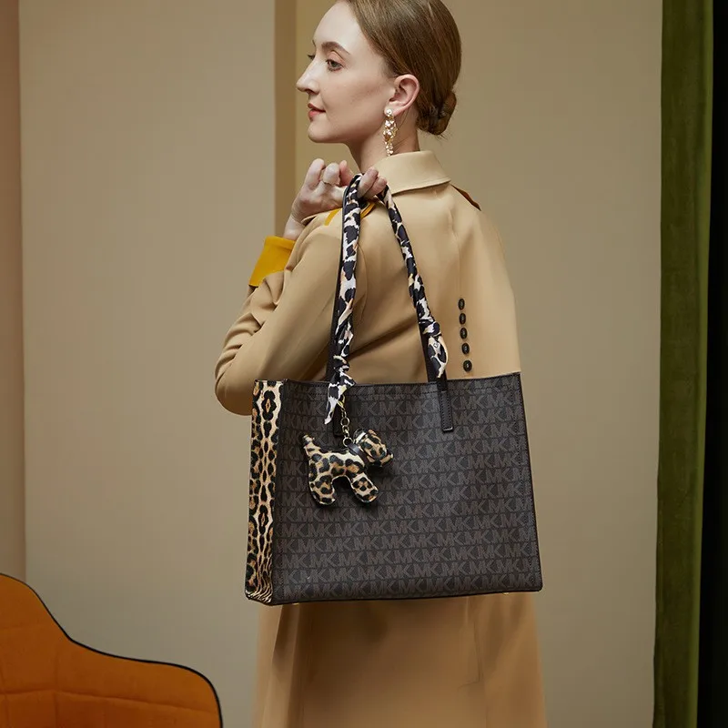 

Новинка 2023, модная женская брендовая сумка со звездами, роскошная Высококачественная кожаная сумка из воловьей кожи с леопардовым принтом, вместительные сумки через плечо