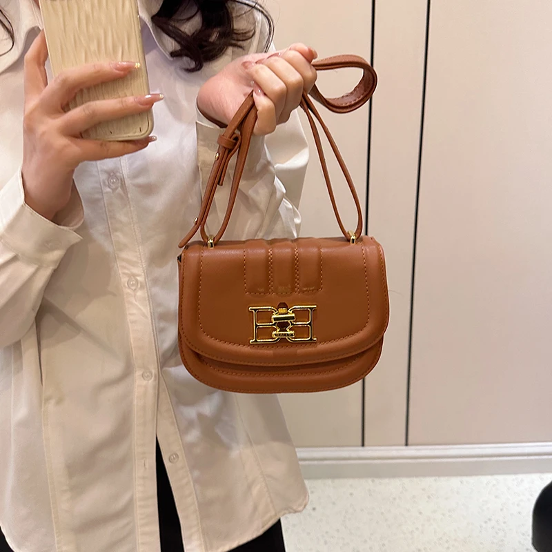 Fashion Semicircle Crossbody Shoulder Bag Women Casual Thick Chain PU Leather Small Totes Handbags Female Saddle Messenger Pouch