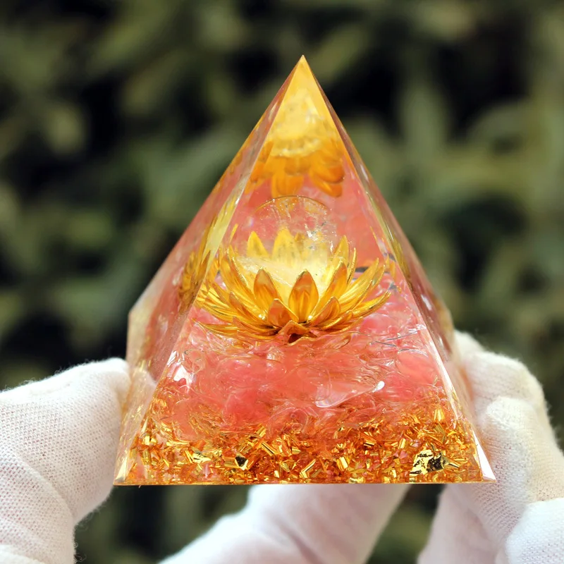 

5cm Orgonite Pyramid Energy Generator Orgone Pyramid Healing Natural Crystals Reiki Chakra Meditation Tool Home Decoration Craft