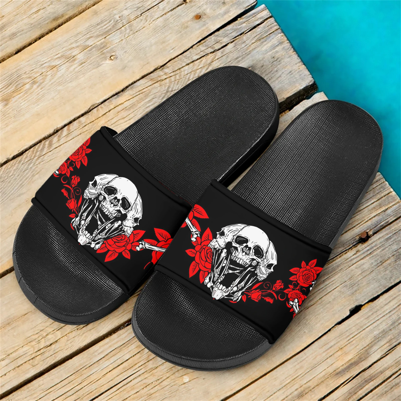 Horror Skull Print Casual Slides Halloween Gift Breathable Non-slip Home Hotel Shower Slippers Beach Sandals Female 2023 Gift