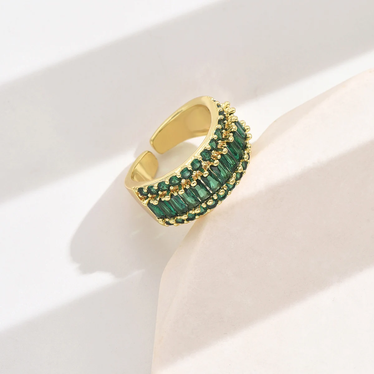 Женское Открытое кольцо в форме птицы с цирконом