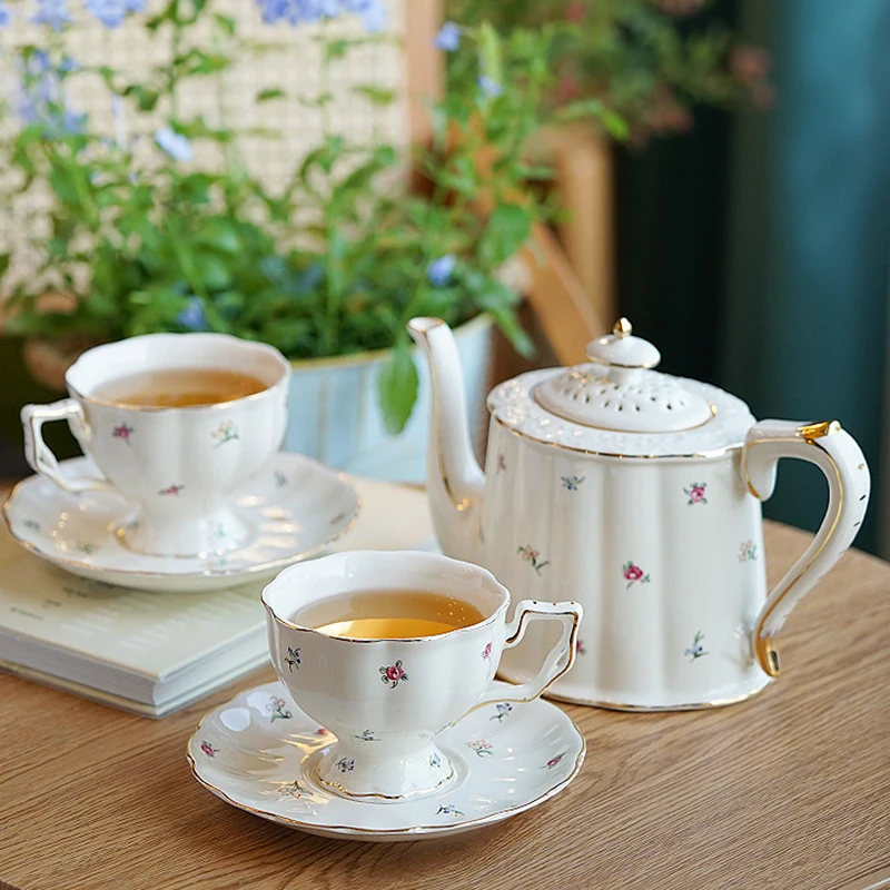 

Nordic Flower Coffee Cups Luxury Porcelain Original Breakfast Mugs Afternoon Tea Ttazas Desayuno Originales Tea Pot And Cup Set