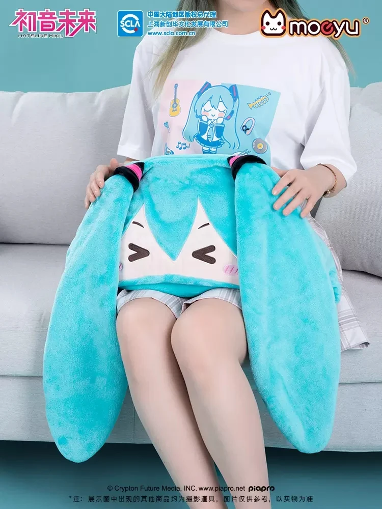 

Vocaloid Miku Anime Hatsune Cloak Blanket Manga Role New Arrival Action Figure Cosplay Gift