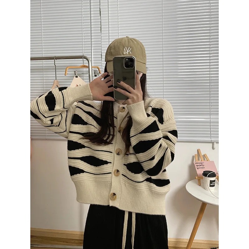 

Women's Cardigan Sweater Jumper Waffle Knit Hollow Out Button Striped Crew Neck Casual Daily Weekend Winter Fall