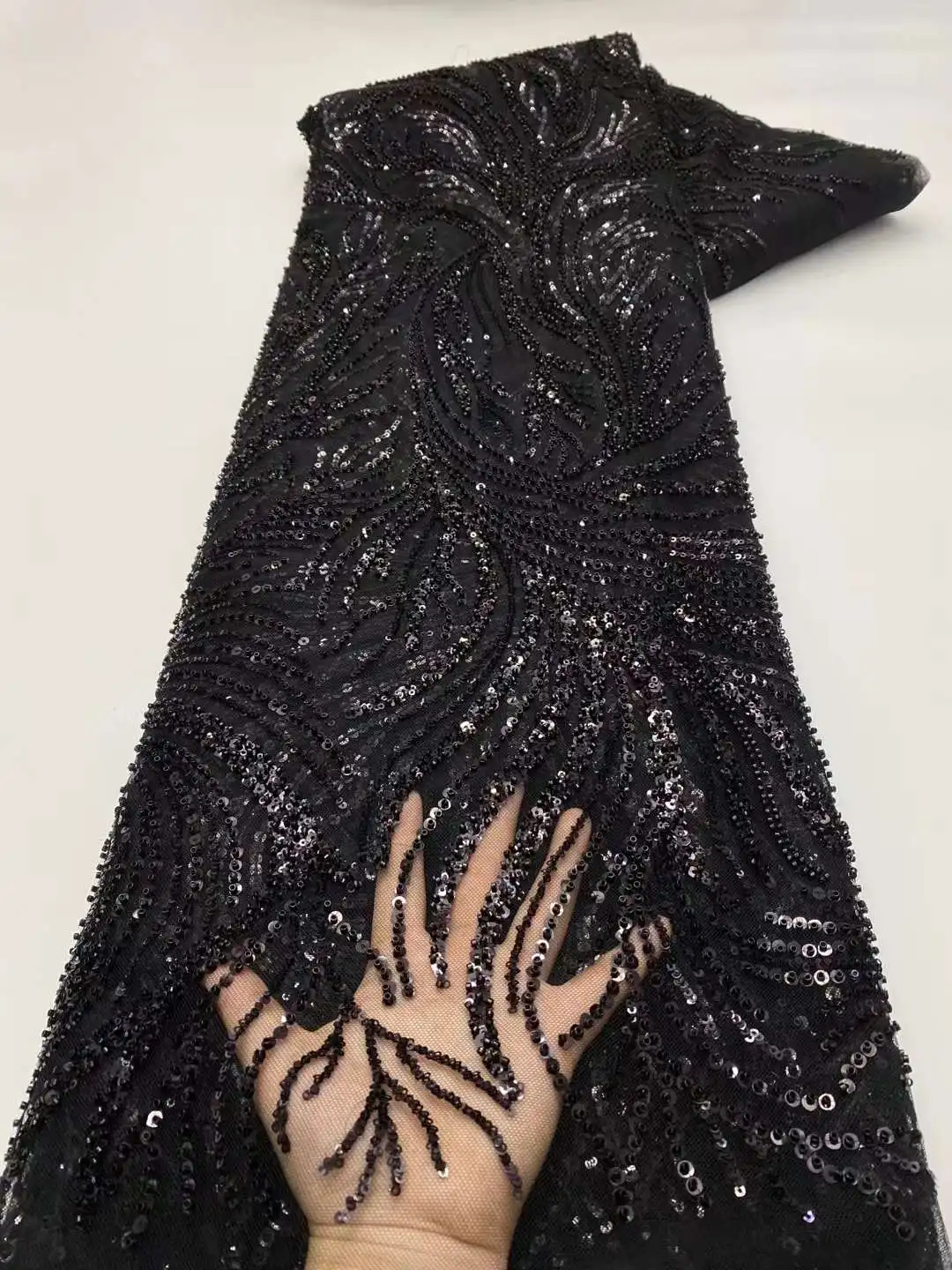 

Black Fashion Handmade Sequin Tulle 5 Yard Fabric African Luxury Beaded Mesh Lace French Lace Fabric For Wedding Bridal Material