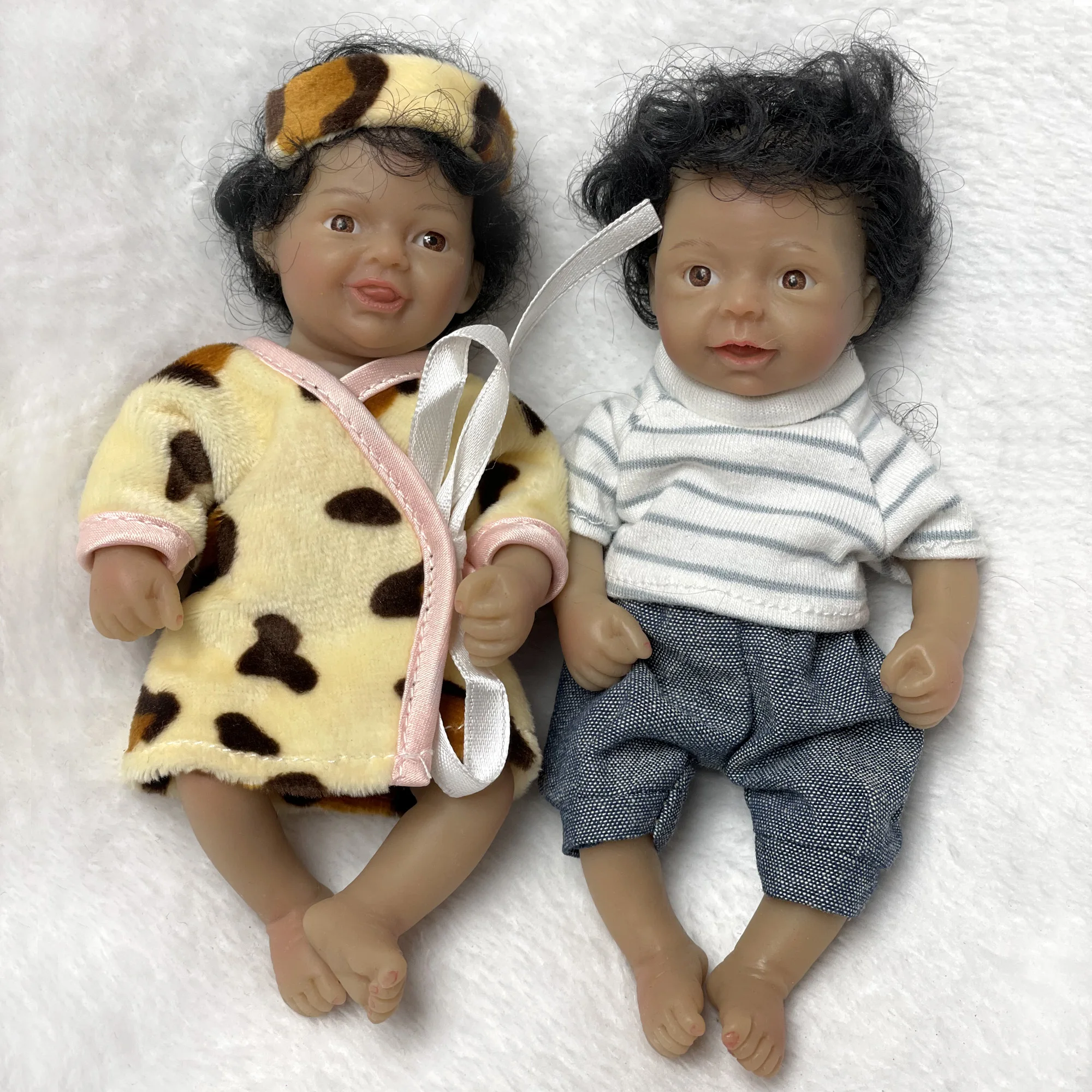 

6 Inch Black Color Skin Mini Silicone Bebe Newborn Doll Handmade Painted Lifelike Bebe Dolls muñecas Finished reborn kit