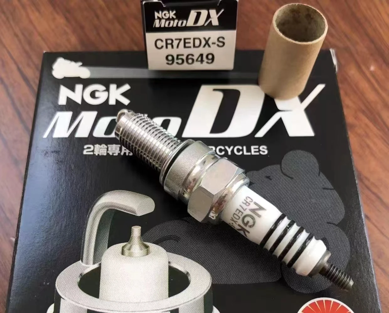 

Motor ruthenium alloy spark plug CR7EDX-S 95649 Original