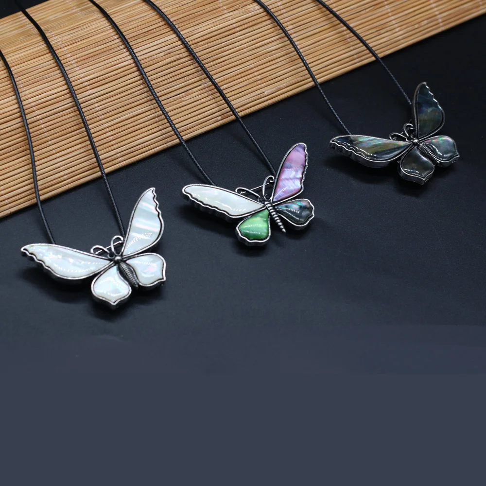 Купи Natural Shell Alloy Butterfly Pendant Necklace For Jewelry Making DIY Necklace Accessories Charm Wedding Gift Party Decor50x50MM за 275 рублей в магазине AliExpress