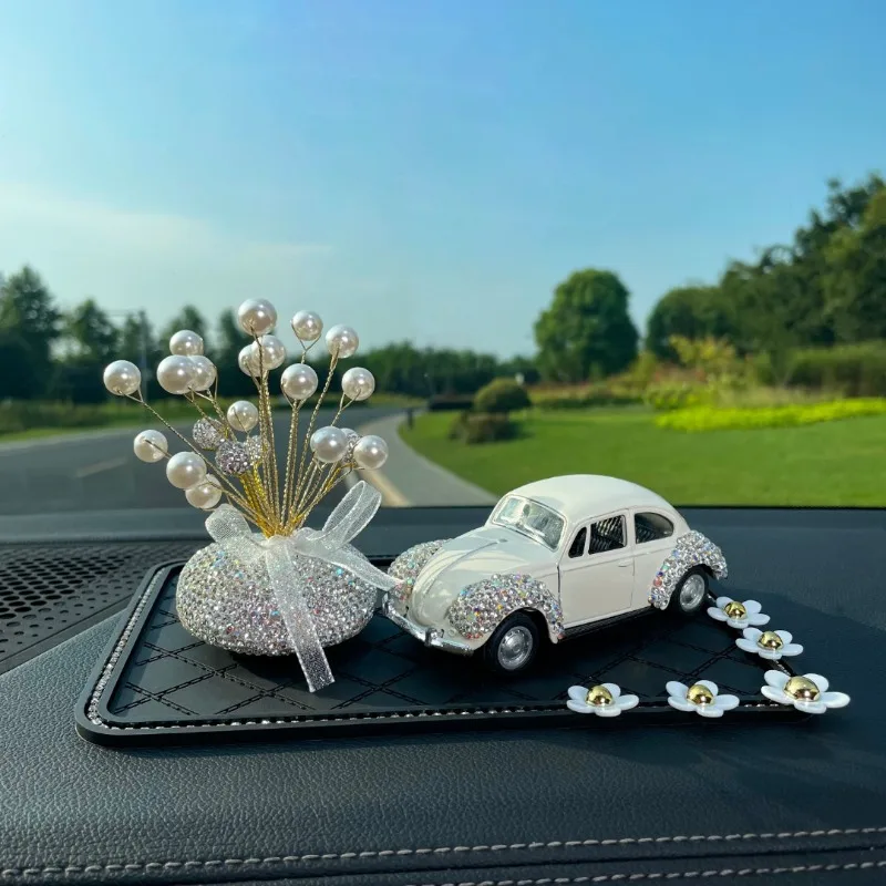 

Car Accessories with Diamond, Car Fragrance, Perfume Bottle, Advertising Balloon, Delicate Woman, in Car Center Console Accessor