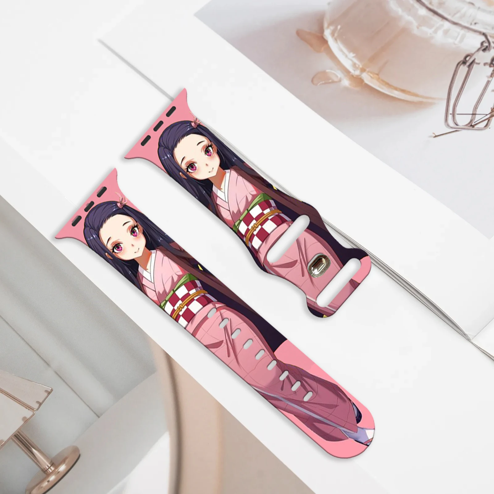 Ремешок MINISO с принтом Demon Slayer для Apple Watch 10 9 8 7 силиконовый