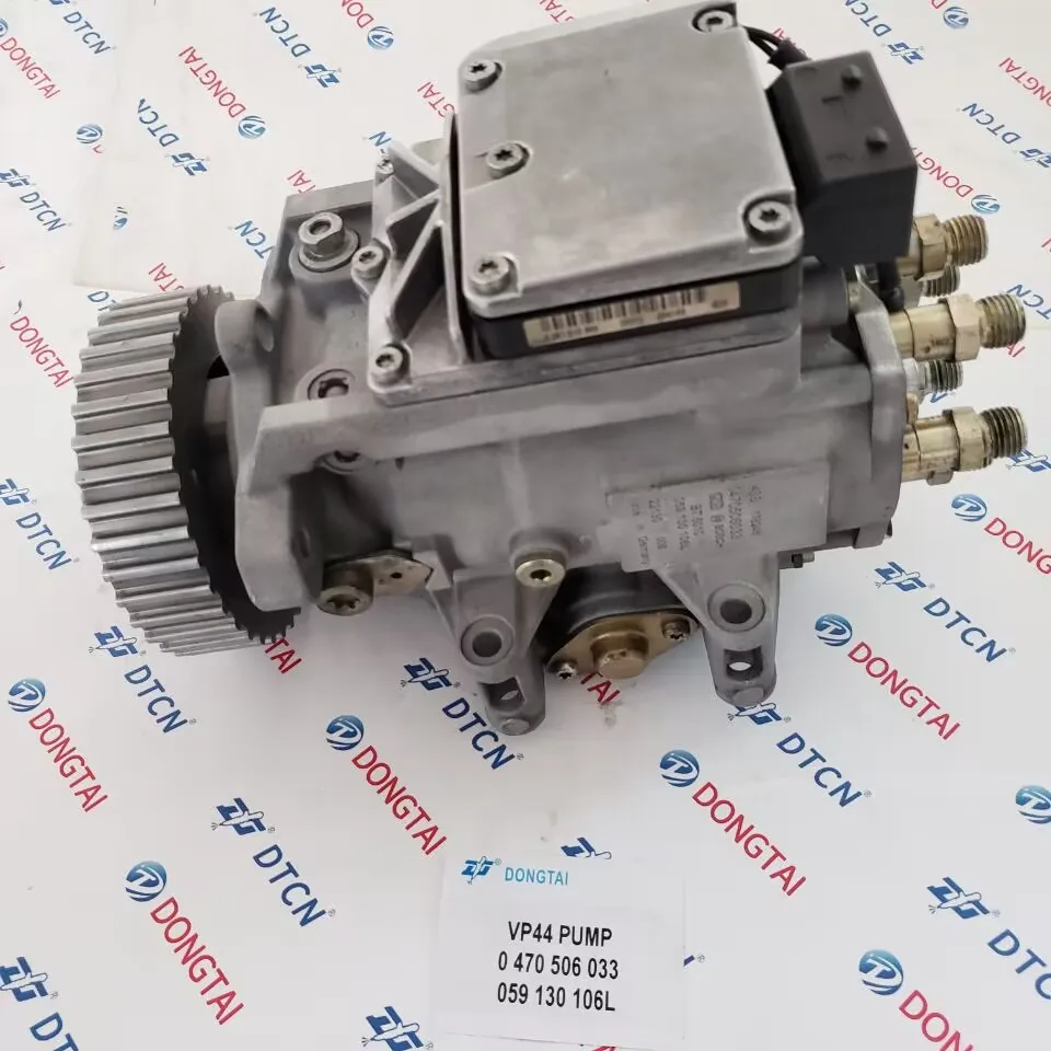 Инъекционный насос двигателя дизельного топлива VP44 0470506033 0 470 506 033 059130106 L