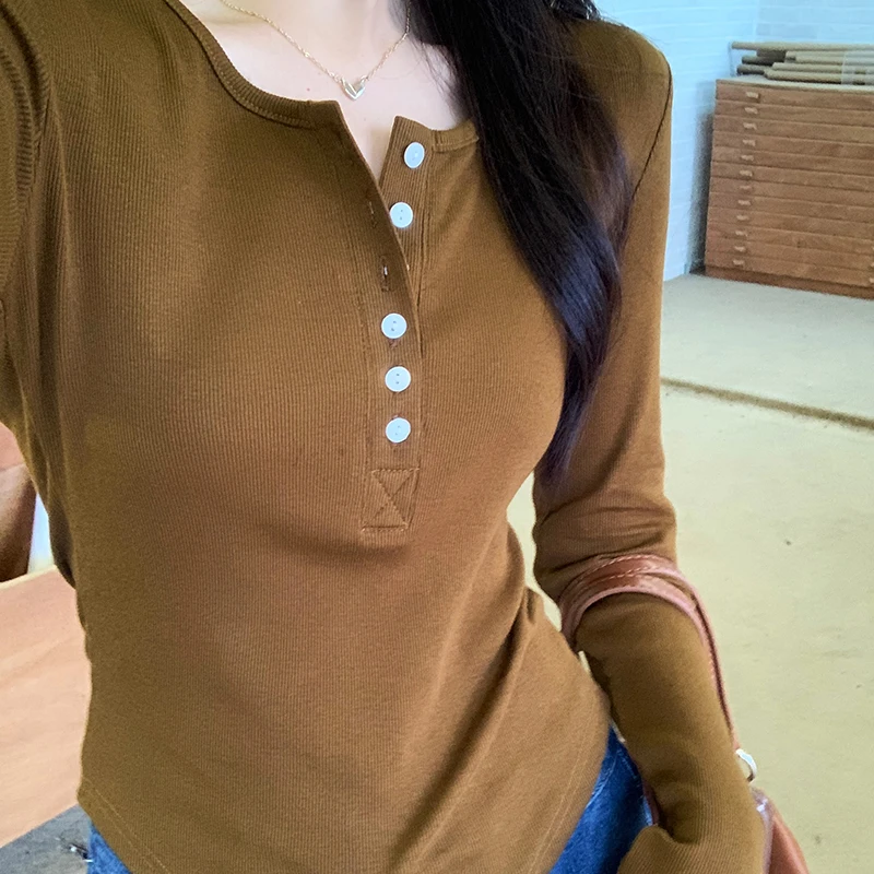Однотонная Повседневная футболка на пуговицах с круглым вырезом и длинным