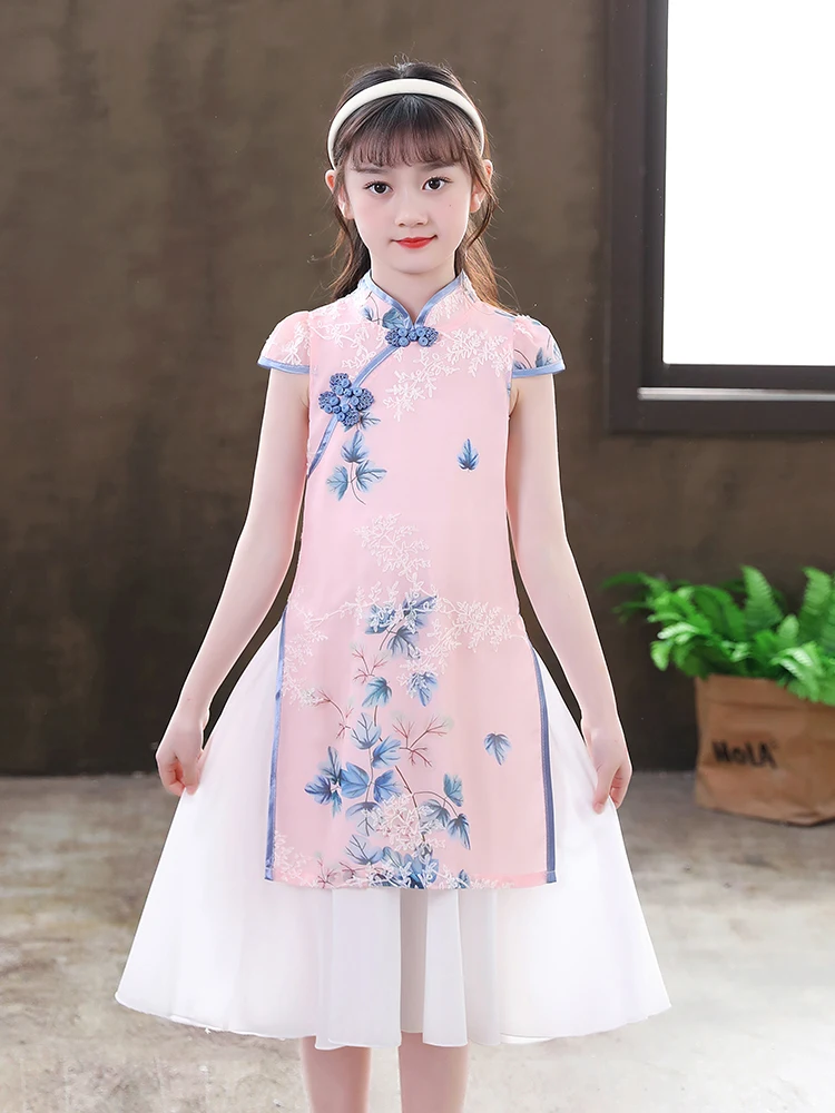

Traditional Cheongsam Dress Girls Chinese Style Breathable Cheongsam Skirt Creative Girl Embroidery Short-Sleeved Qipao LC838