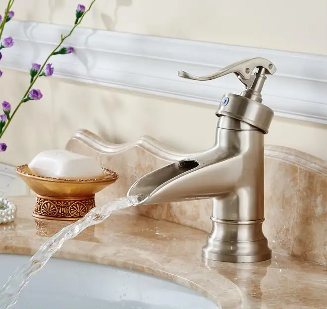 

Vidric Basin faucets nickel brushed single handle hot and cold water mixer taps bathroom deck mounted short taps faucet