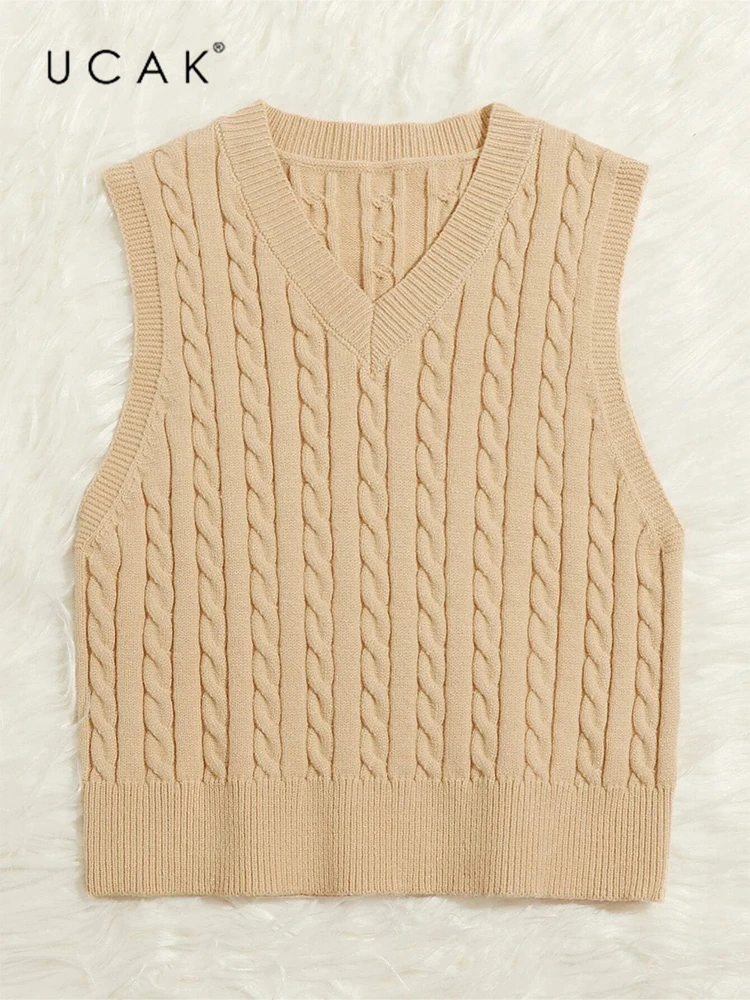 

UCAK New Women Knitted Sweater Streetwear Fashion V-Neck Female Solid Color Vest Casual Sleeveless Slim Women's Clothing W1014