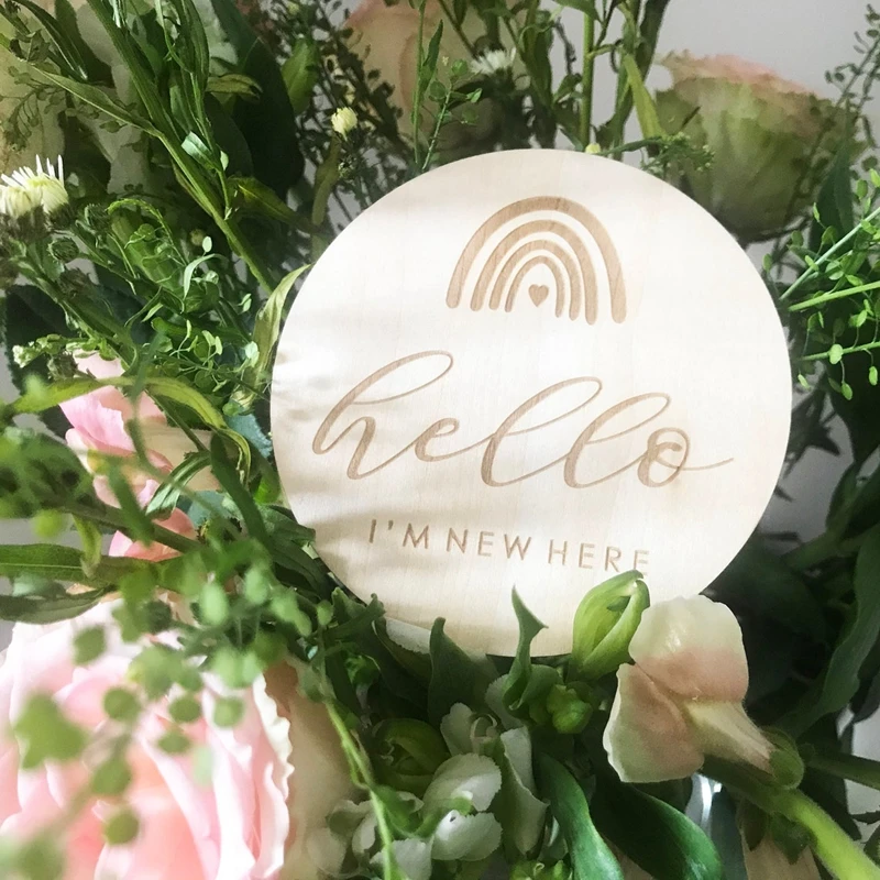 Деревянные диски для объявлений новорожденных &quotПривет я новый здесь&quot