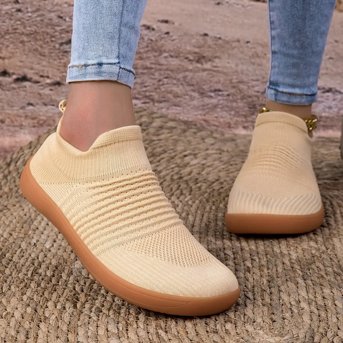 Женские мягкие теннисные туфли на плоской подошве с широким носком дышащие