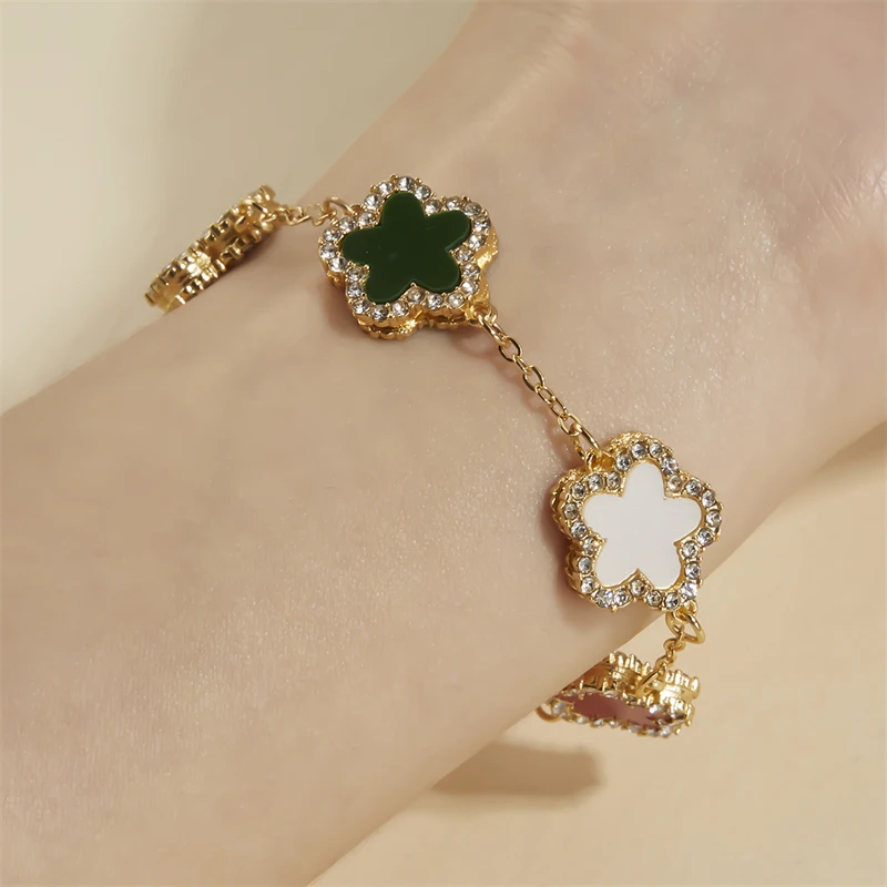 

Elegant Plum Blossom Bracelet Chain Rhinestones Bracelets for Women Charm Jewelry Exquisite Gifts Wedding Party Fashion