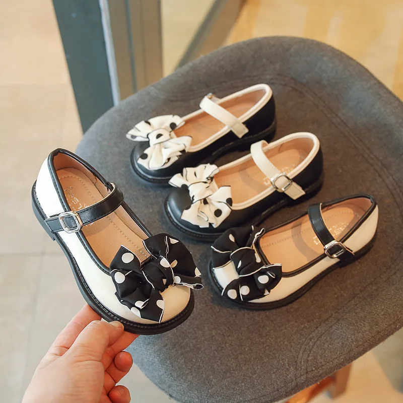 

Sweet Cute Girls Shoes with Butterfly-knot Princess Polka Dot Little Girl Children Low Heel Soft Children's Leather Shoes F07041