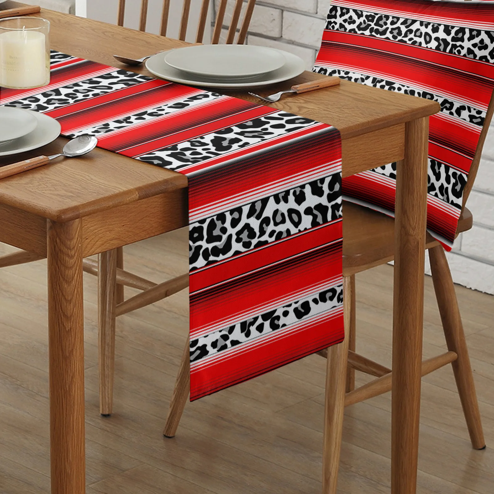 Мексиканские полосы с текстурой кожи животных красное украшение для обеденного