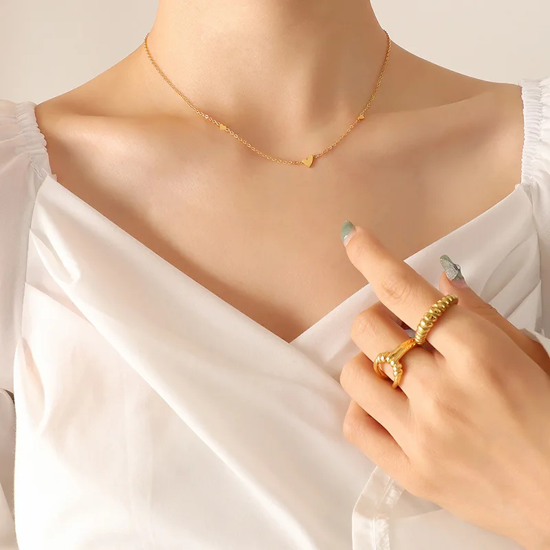 

Simple Sweet Heart Stainless Steel Waterproof Necklace Charm Gold Color 18k Plated Jewelry Love's Gift