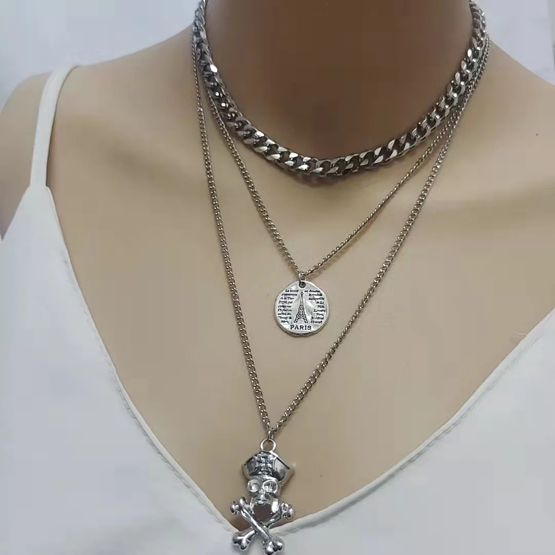 

Fashio New Alloy Skull Pendant Necklace Retro Hot Selling Trend Colorful Popular Multi-layer Paris Tower Sweater Pirate Chain