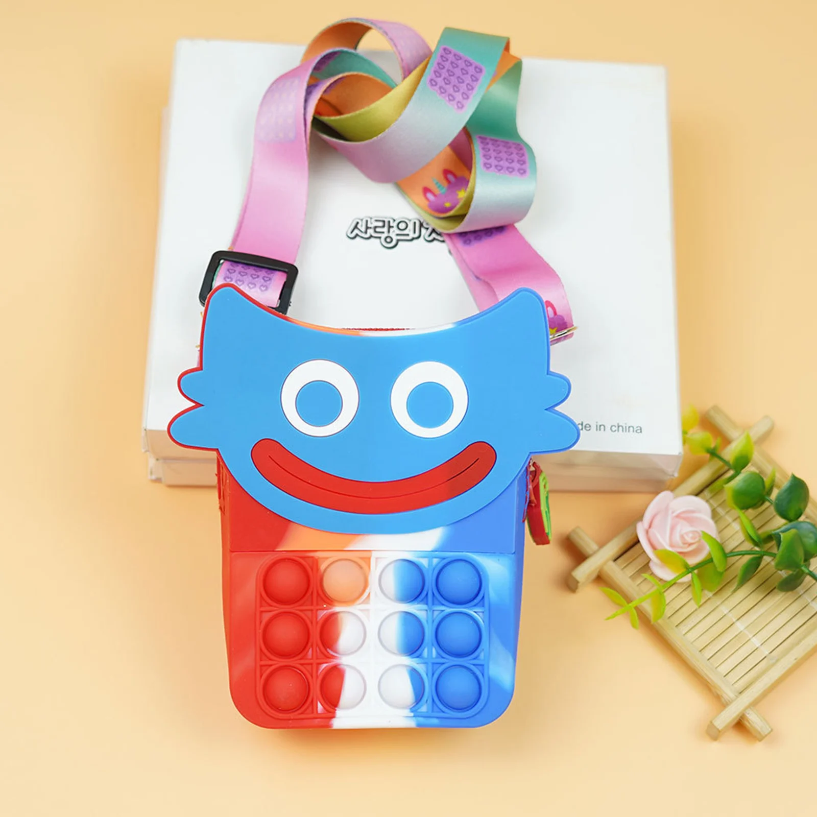 

Силиконовый кошелек Huggy Wuggy с пузырьками для монет, сумка для хранения мелочи, бумажник для канцелярских принадлежностей, детский подарок