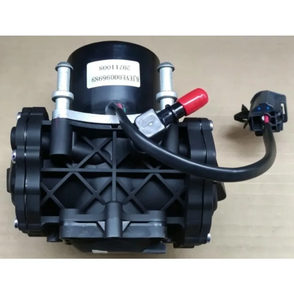 Фото Новый Оригинальный Вакуумный Насос Усилителя Тормозов для BAIC EU5 R500 EX5 OEM E00-096989, Автозапчасти, 1 шт. №1