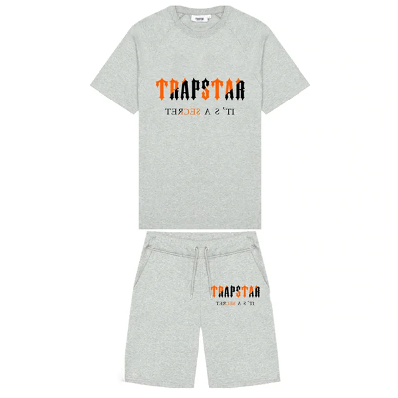 

2022 New TRAPSTAR Tracksuit Set Men T Shirt+Shorts Summer Sportswear Jogging Pants Streetwear Harajuku Tops Short Sleeve Suit
