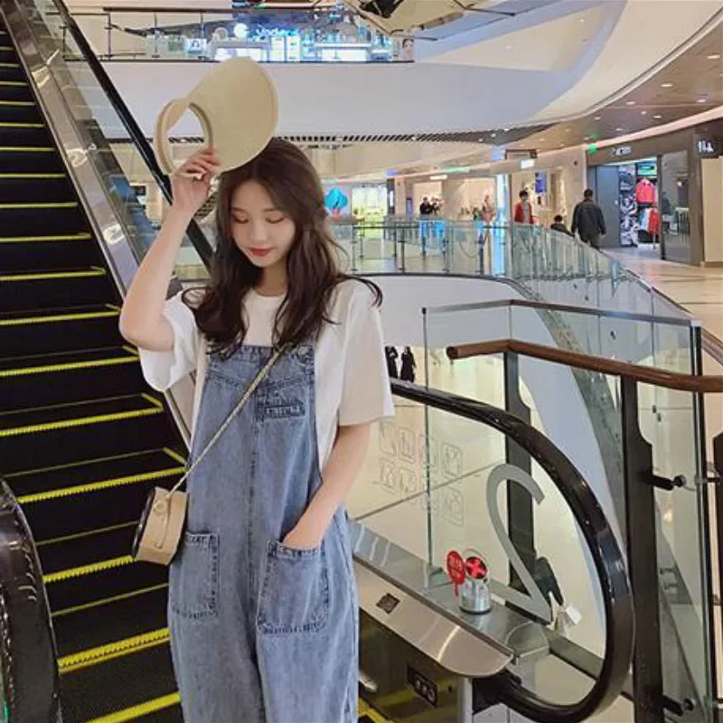 Комбинезоны женские джинсовые потертые синие комбинезоны в корейском стиле