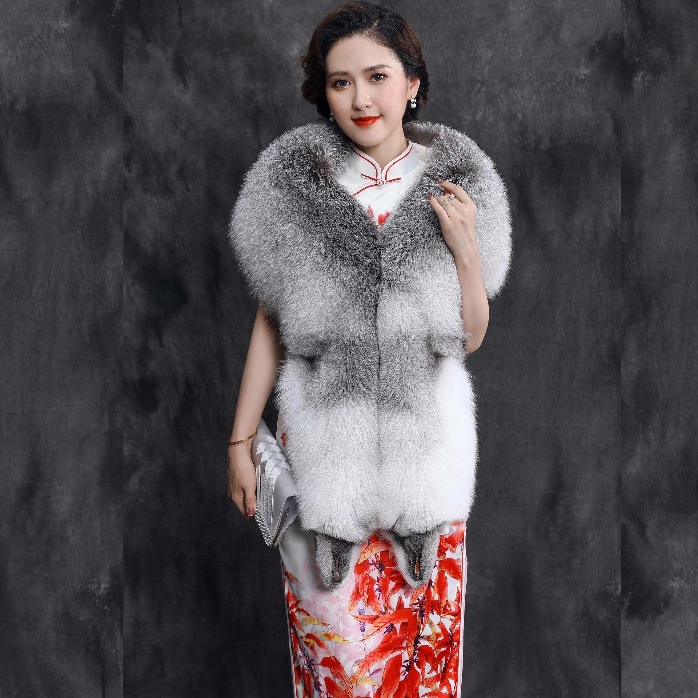 Genuine Fox Fur Shawl Fashion Evening Dress Fox Fur Scarf Women Luxury Big Fox Skin Warm Scarf Natural Raccoon Fur Stole enlarge