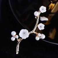 korean simple flower brooch retro fresh and elegant pin temperament creative corsage accessories female decorative flowers