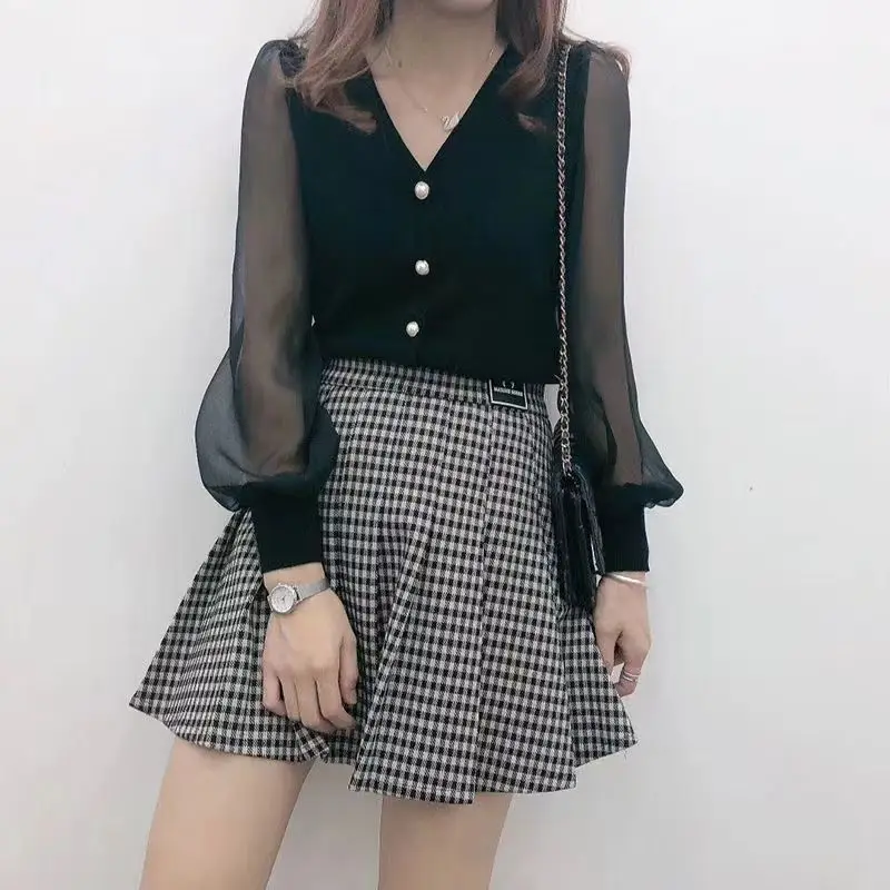 

Women 2022 Spring Autumn New Lace Patchwork Knitted Coats Female Short Cardigan Jackets Ladies Long Sleeve Slim Outwear R292