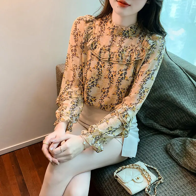 

Blouse female 2022 spring fashion floral shirt women Korean long-sleeved chiffon shirt slim thin all-match Western-style shirt
