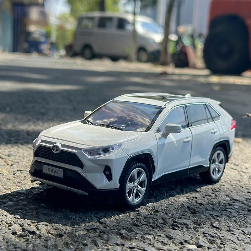 1:24 Toyota RAV4 SUV Alloy Cast Toy Car Model Sound and Light Children's Toy Collectibles Birthday gift