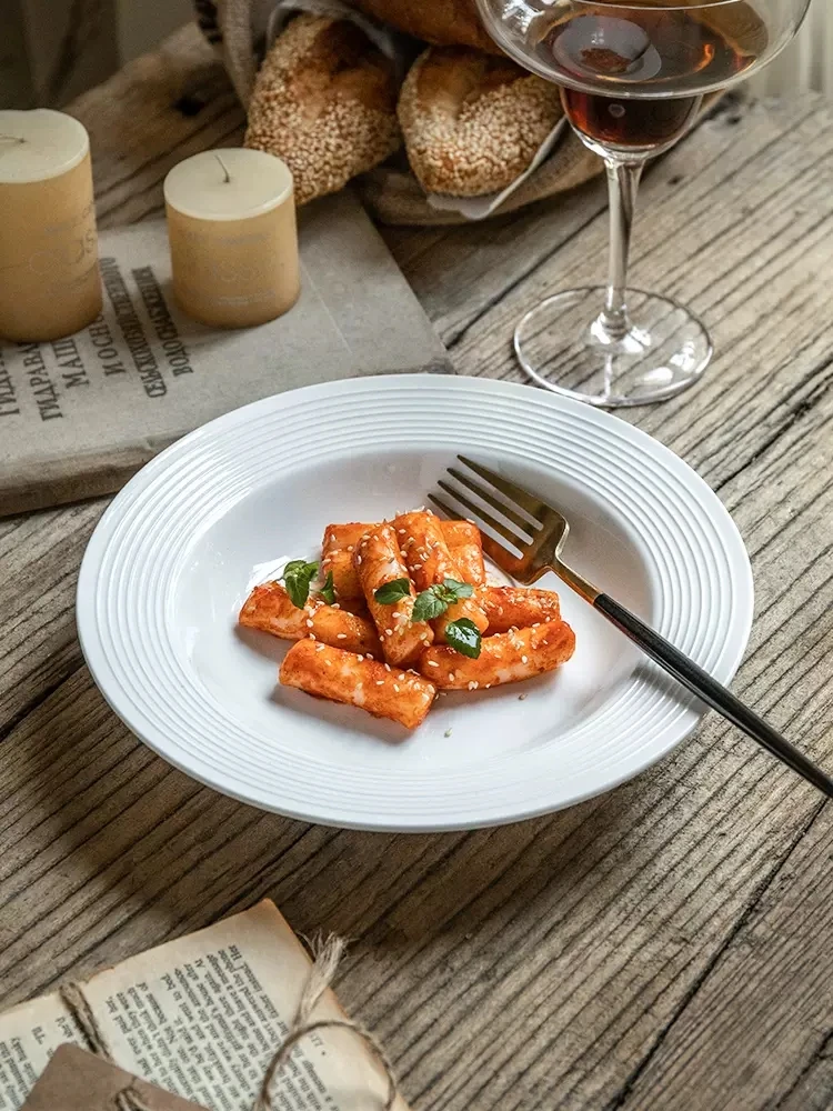 

8.5inch Japanese Household Noodle Bowl Ceramic Soup Bowl With Handle Salad Pasta Bowl Kitchen Tableware Microwave Oven Bakware