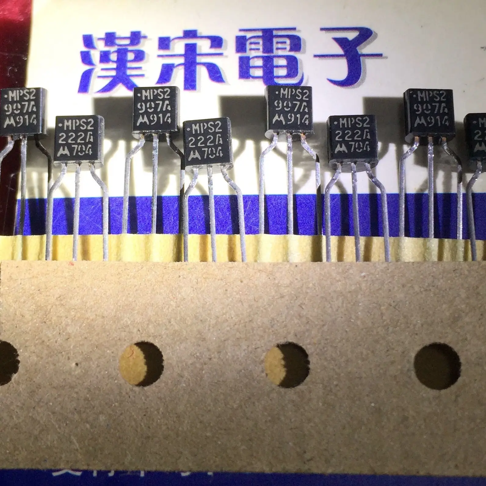 

Free shipping MPS2222A/MPS2907A 2N2222A/2N2907A 2 5 pairs/package