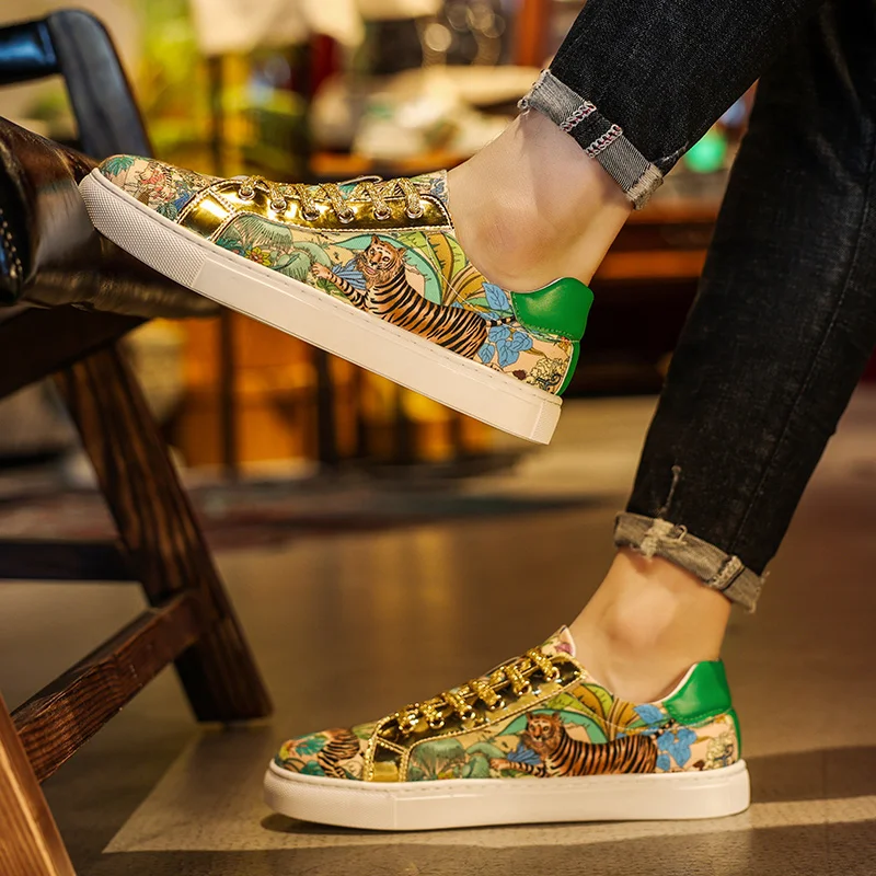 High quality Gold Superstar Men Shoes Flats Luxury Embroidered Tiger Sneakers For Men Street Hip Hop Men's Skateboard Shoes