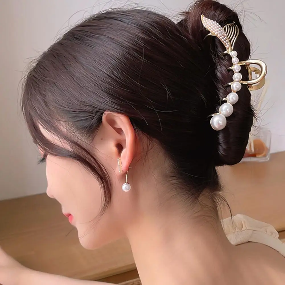 

Hair Barrette Lightweight Shower Hair Clip Multifunctional Strong Claws Classic Golden Metal Fishtail Hair Clip